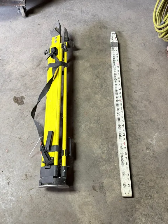 Sitepro Tripod and Measuring Stick
