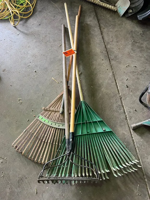 (4) Rakes