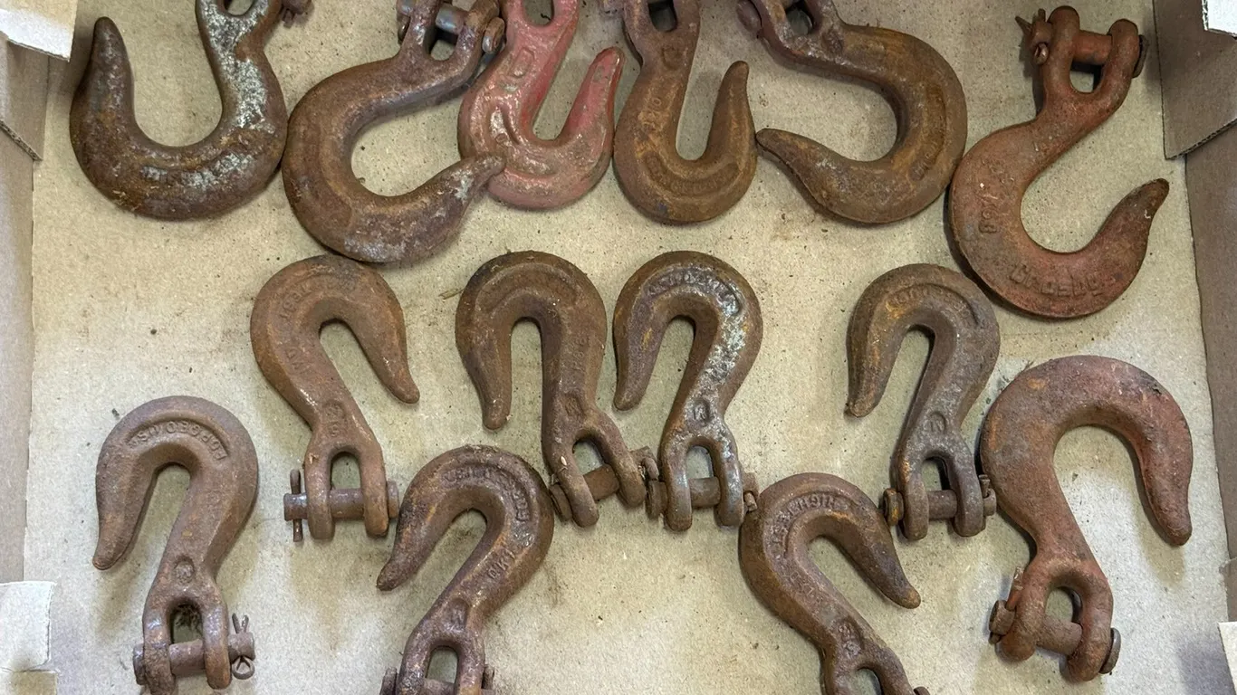 (14) Heavy Duty Steel Rigging Grab Hooks