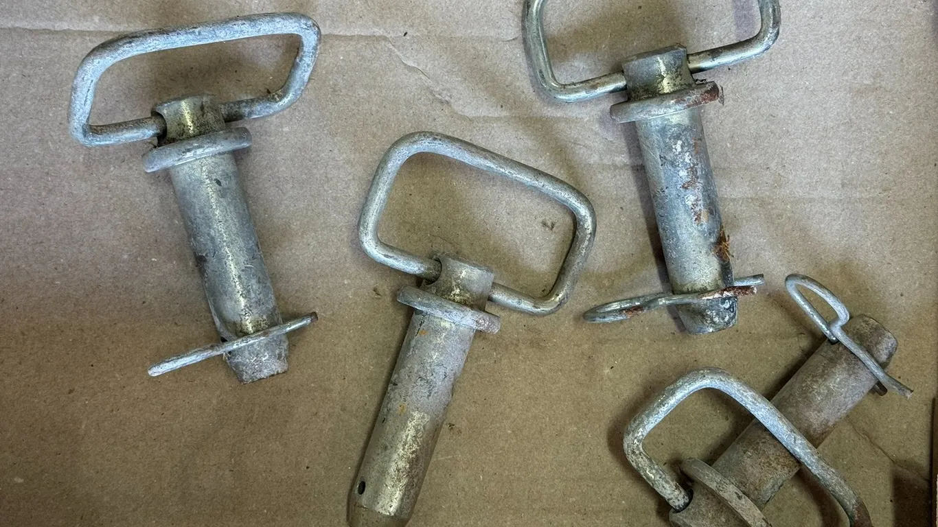 (4) Metal Switch Pins/ D- Handle Pins