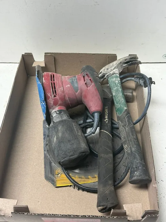 Tool Shop Orbital Sander, (2) Hammers, 7-1/4" Saw Blades