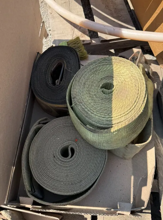 (4) 4" Wide Tie Down Straps