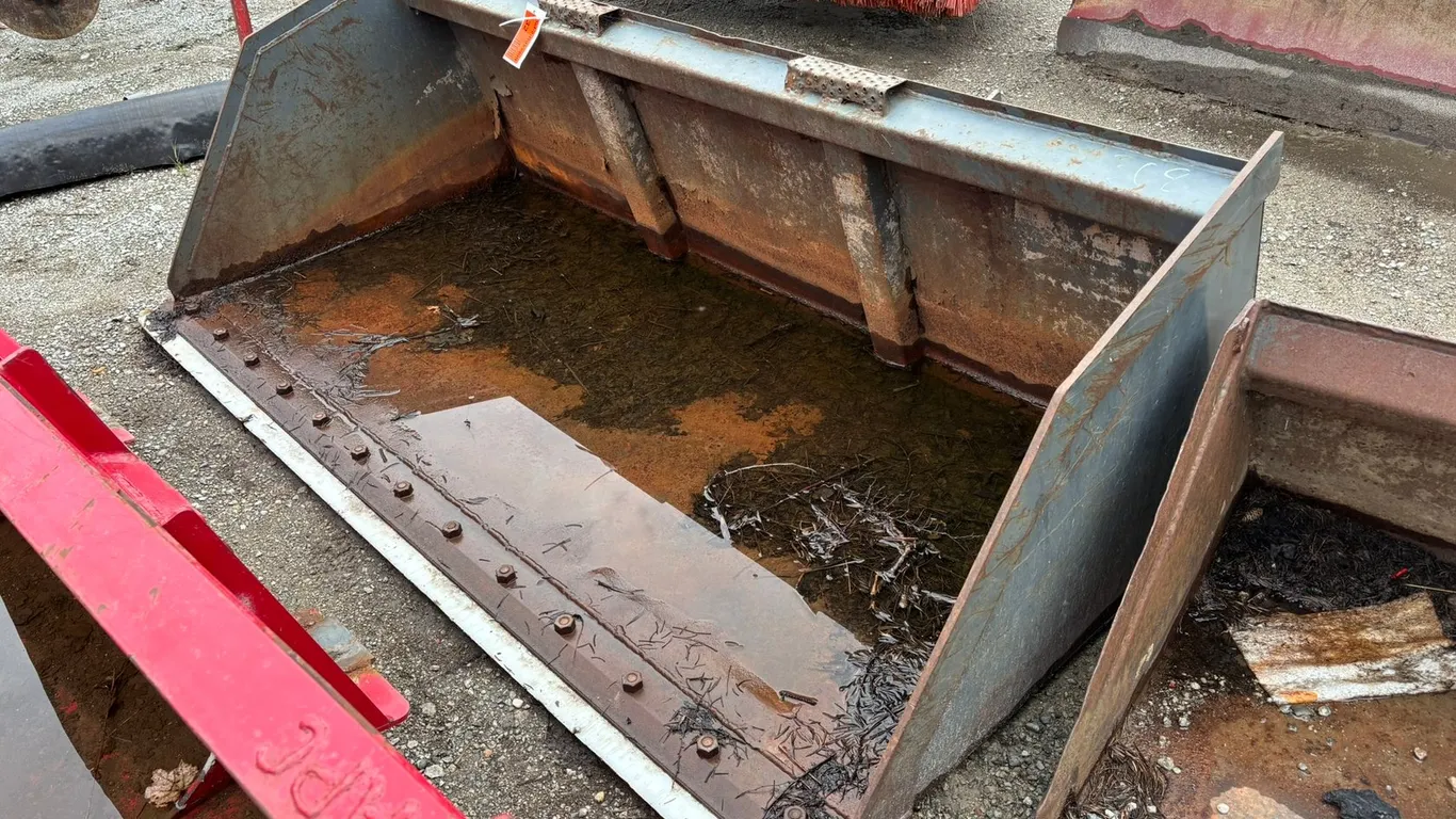 78" Wide Bucket Attachment