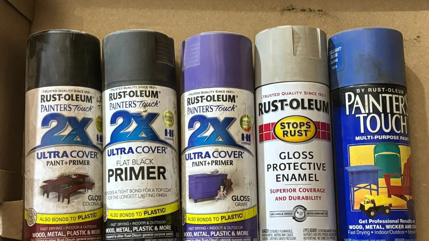 (5) Cans of Rust-Oleum Spray Cans