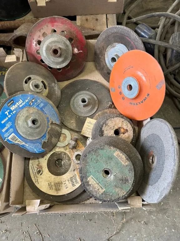 Assorted Metal Grinding Disks