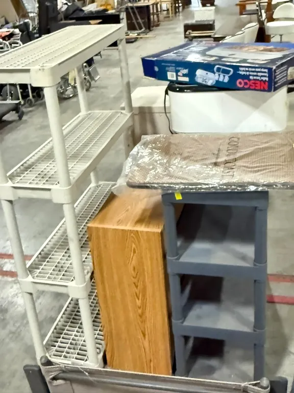 (2) Shelves, Bookshelf, Plastic Cabinet and 18qt Roaster