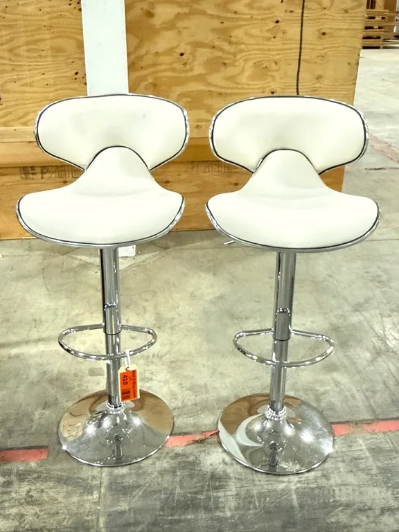 (2) Adjustable Bar Stools