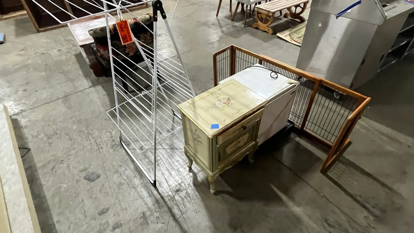 Minifridge, Drying Rack, Small Table