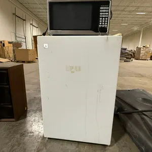 Minifridge and Microwave