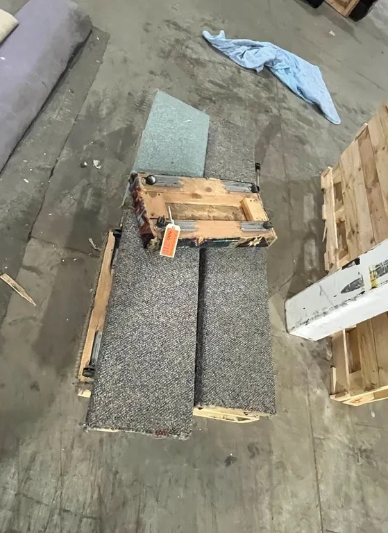 (9) Rolling Carts