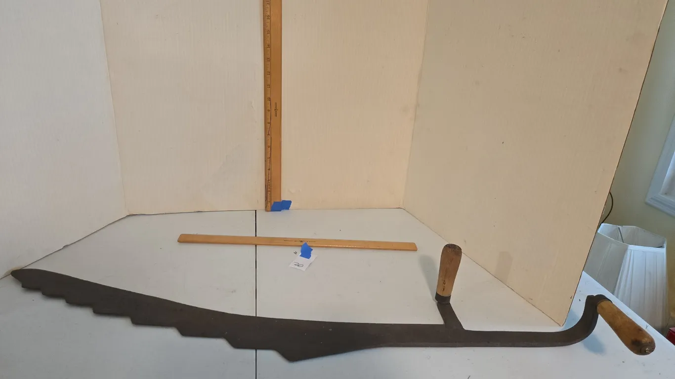 Antique hay saw