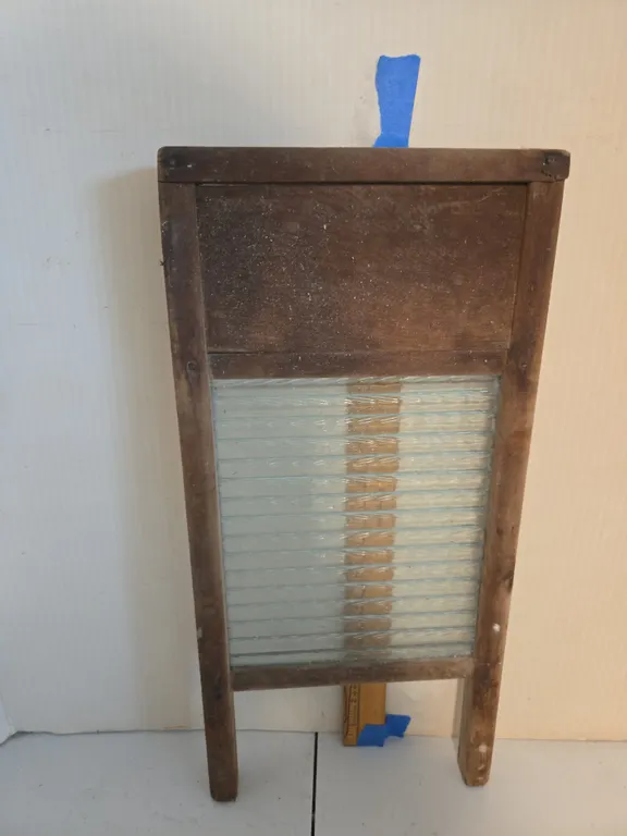 Antique glass Columbus washboard company linen washboard
