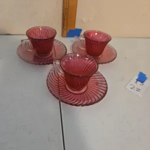 Vintage federal glass Diana ruby flashed cups and saucers