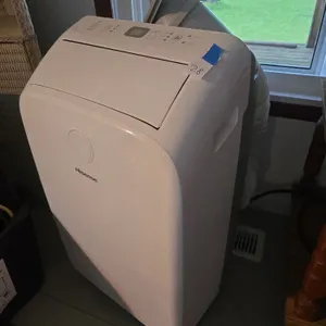 Hisense window mount air conditioner works