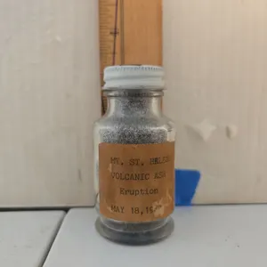 Mt. St. Helen volcanic ash eruption may 18th 1980
