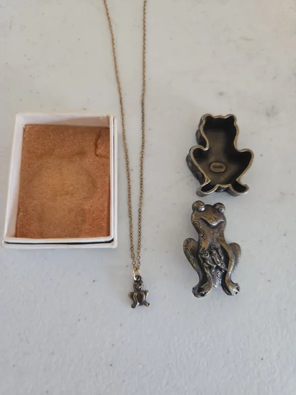 Vintage Torino Pewter frog broach necklace and earrings collection