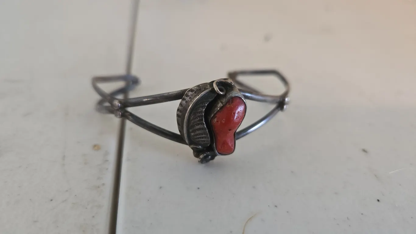 Vintage Navajo silver red coral bracelet