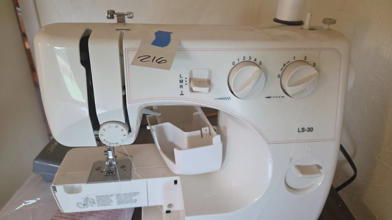 Vintage Brothers ls30 sewing machine