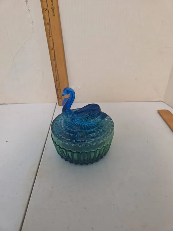 Vintage Jeanette swan covered candy dish