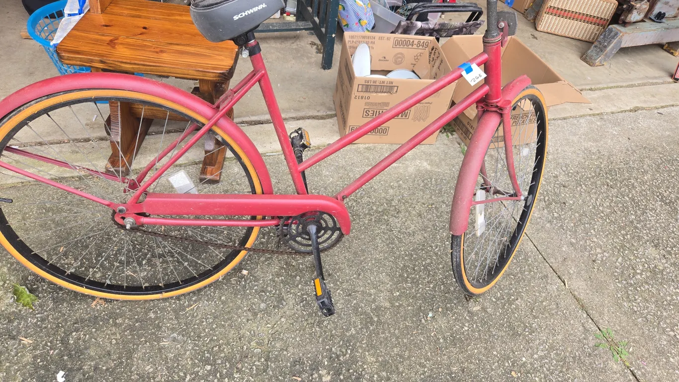 Vintage 1960s Schwinn girls bicycle