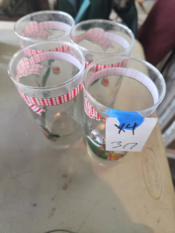 Vintage anchor Hocking memories 12 oz tumbler glasses