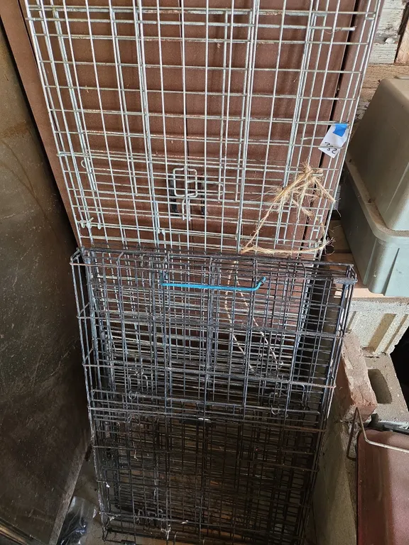Metal pet storage cages