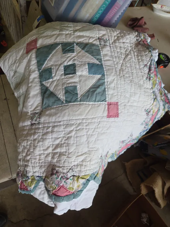 Vintage bed quilt