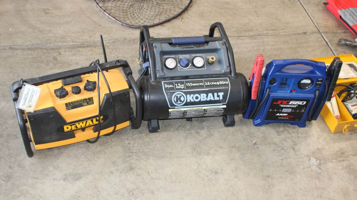 DeWalt, Kobalt & Jumpstarters