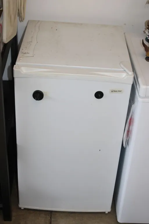 Magic Chef Compact Refrigerator