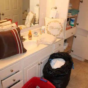 Bath Linens & Décor