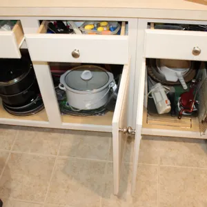 Cookware & Kitchen Utensils