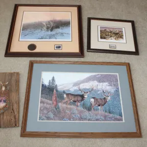 Wildlife Artwork & Deer Wall Décor