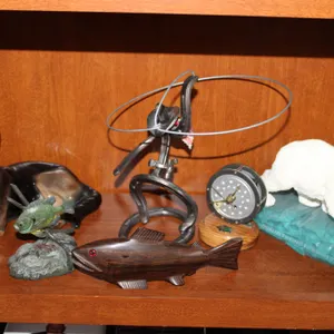 Animal Décor & Clock