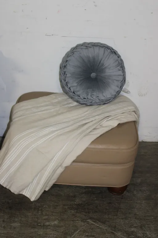 Ottoman, Throw & Pillow