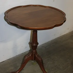 Queen Anne Side Table