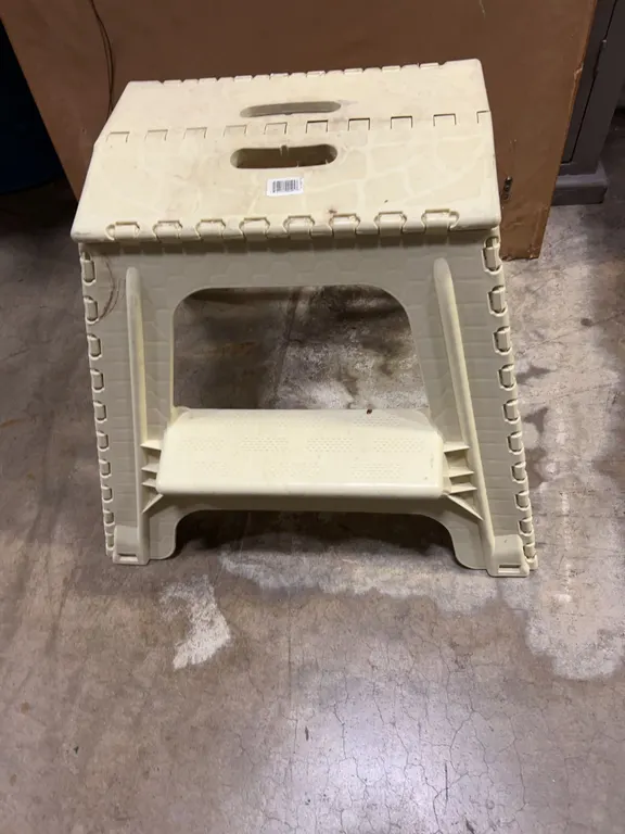 Plastic Folding Two-Step Stool with Carry Handle