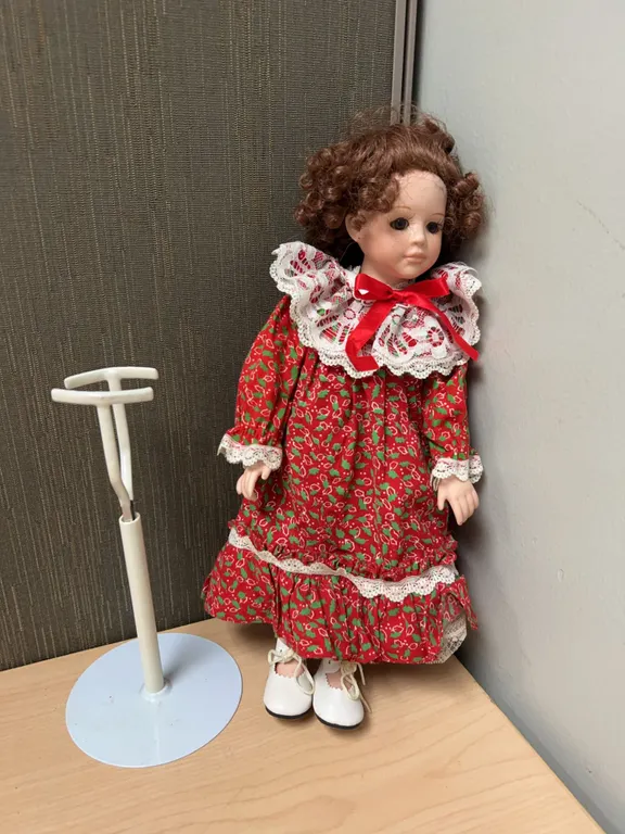 Global Dolls Angela Model Porcelain Doll Auburn Hair