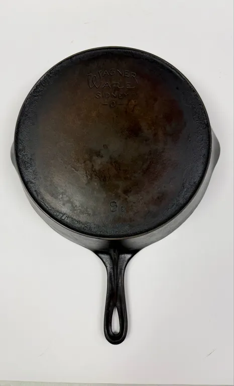 Wagner Ware Sidney 9 E Cast Iron Skillet