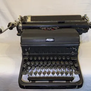 Vintage ROYAL typewriter