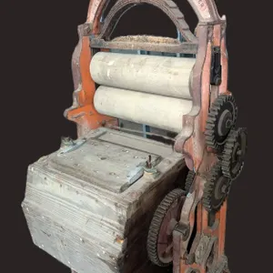 T-Bradford  antique cast-iron laundry mangle