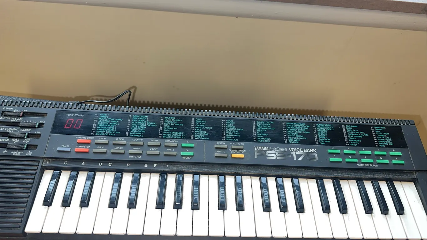 Yamaha Porta sound keyboard