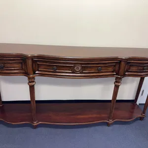 High-quality console table – Butler Furniture