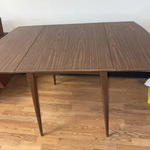 Mid-century drop leaf table