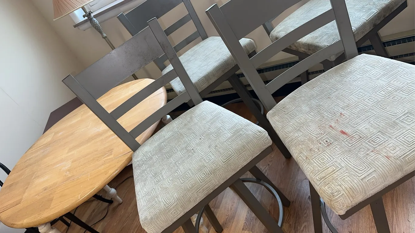 Metal barstools and small furniture lot