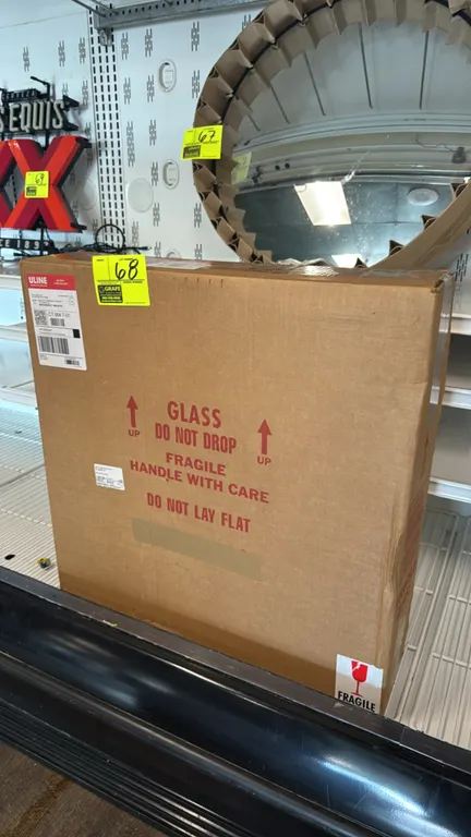 Uline H-1548-I 26" indoor convex safety mirror. Glass construction. In original packaging.