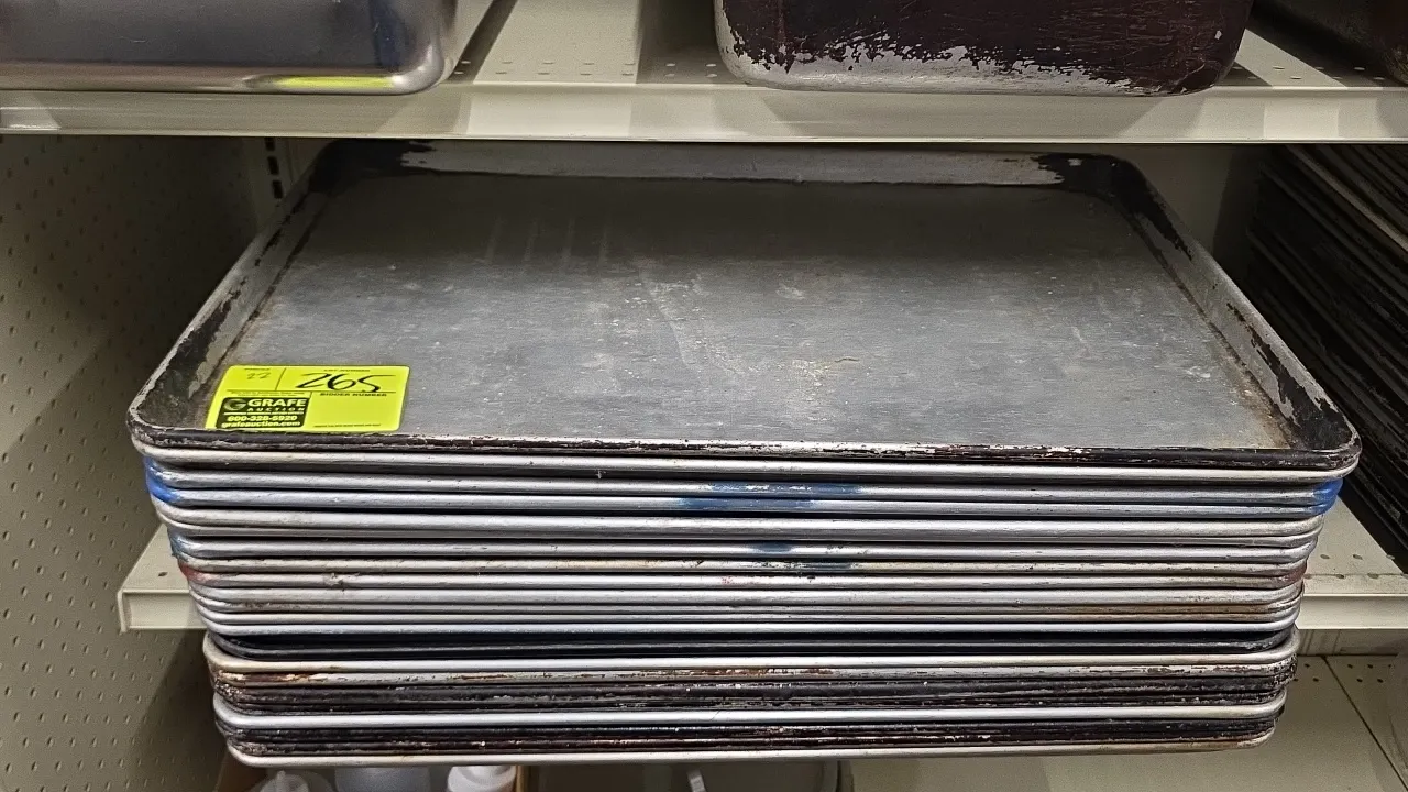 Full-size sheet pans. Features aluminum construction with wire-reinforced rims. Includes (1) polymer sheet pan.