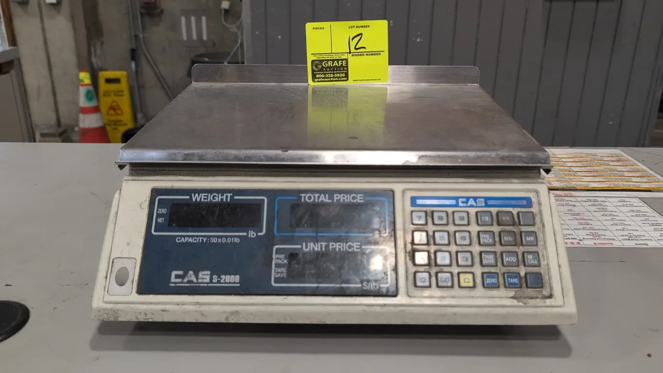 CAS S-2000 digital price computing scale. Features 30 lb capacity with 0.01 lb graduations, stainless steel platter, front and rear digital displays,