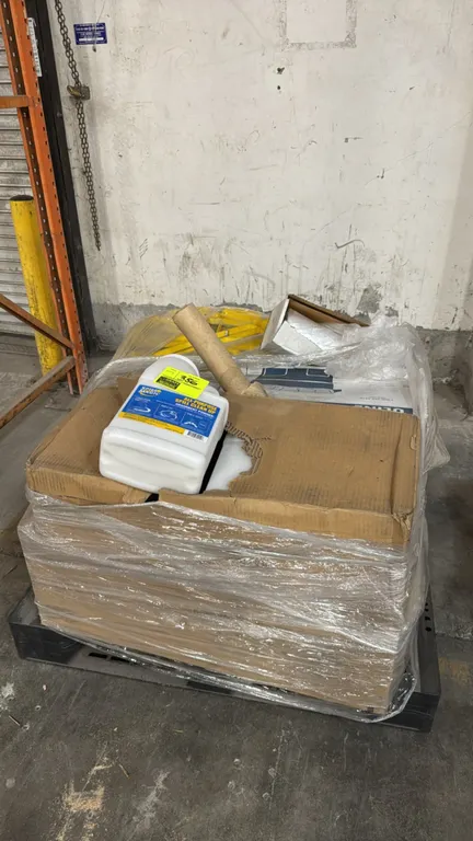 Package lot of cleaning and spill response supplies. Includes Spill Magic all-purpose spill clean up absorbent powder, Uline trash liners, yellow circ
