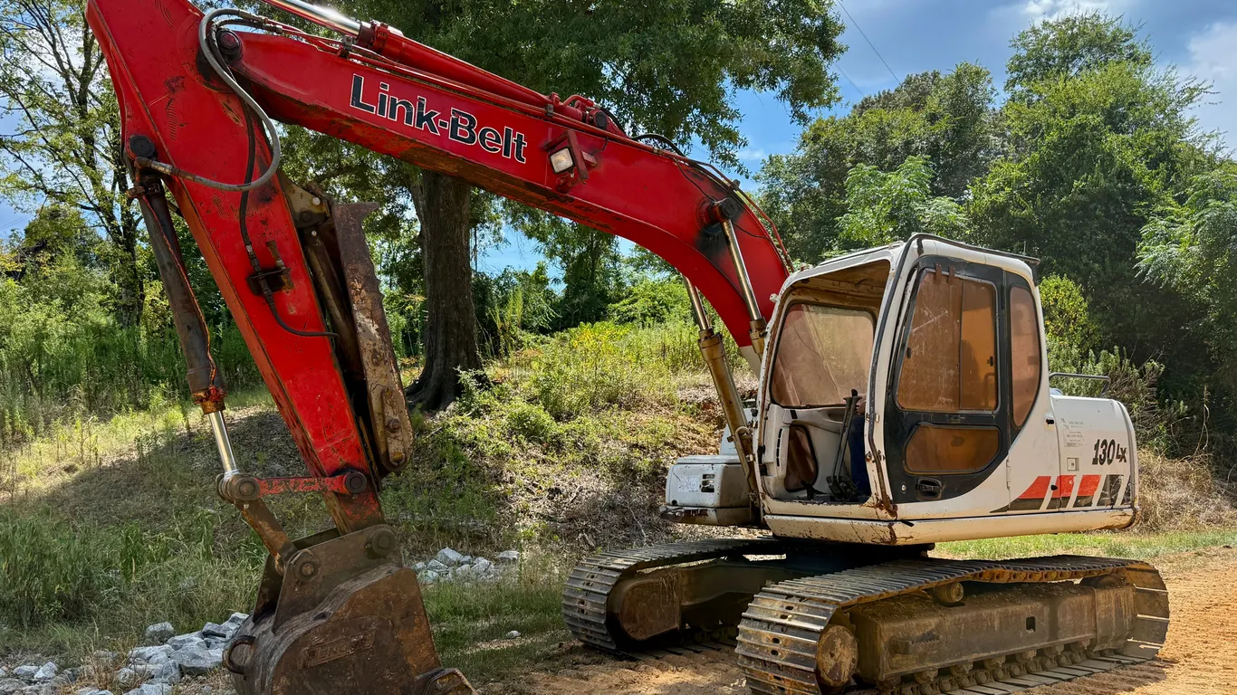 2011 LINK-BELT 130LX HYDRAULIC EXCAVATOR SN: K1J26416