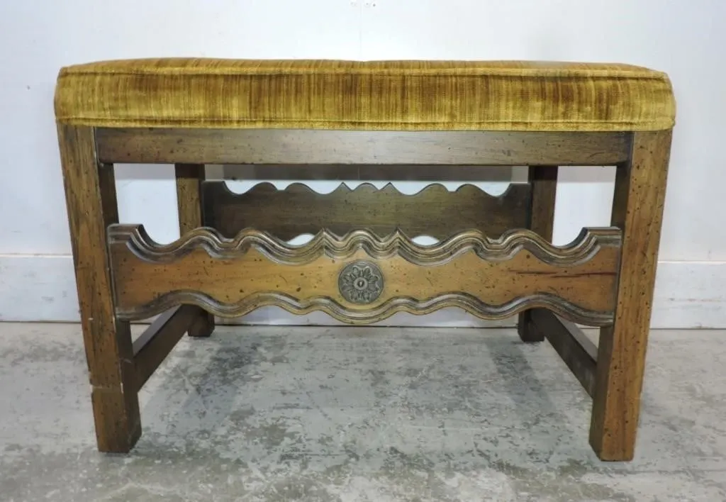 VINTAGE UPHOLSTERED OTTOMAN TUFTED SEAT